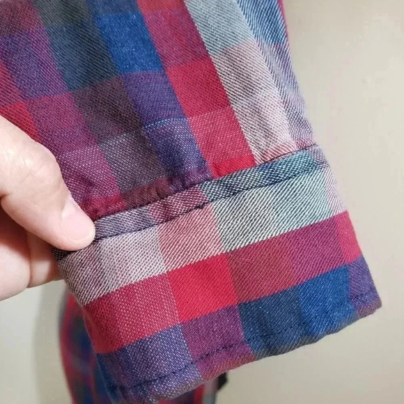 {Tommy Hilfiger} Plaid Button Down Shirt - Picture 7 of 13